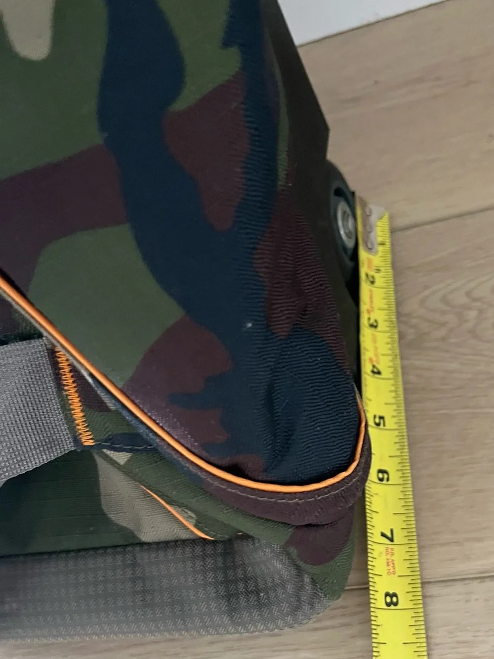LL Bean Adventure Rolling Duffle Bag Medium 24